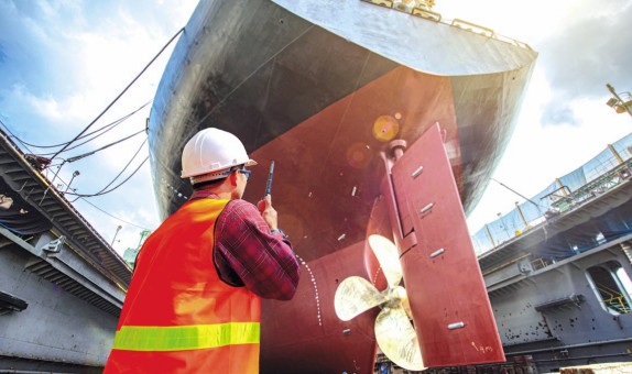 Tersaneye Siyaset İstikrarsız, İşçi Sahipsiz Tersaneye Siyaset İstikrarsız, İşçi Sahipsiz