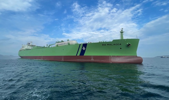 BW Malacca, LPG Taşıyıcı Gemi Çift Yakıt için Motorunu Dönüştürdü