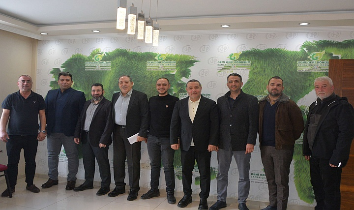 GEMİSANDER'in Genel Kurulu'nda Kamil Ünal Güven Tazeledi GEMİSANDER'in Genel Kurulu'nda Kamil Ünal Güven Tazeledi