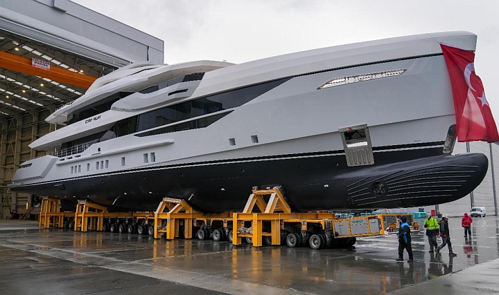 Bilgin Yachts'ın 50 m. Megayatı Camila Görücüye Çıktı Bilgin Yachts'ın 50 m. Megayatı Camila Görücüye Çıktı