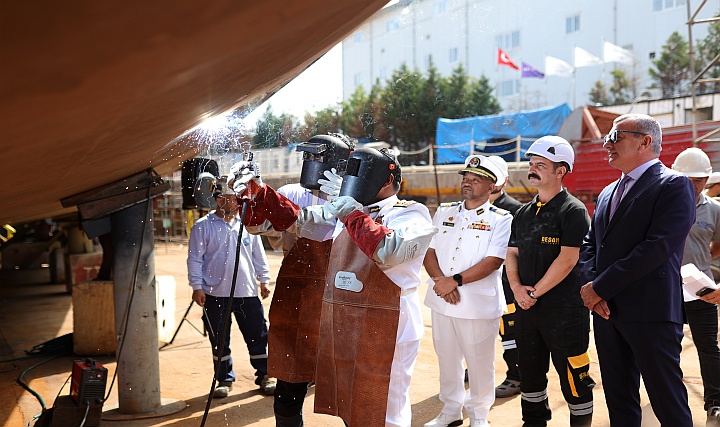 DESAN'ın Malezya İçin İnşa Ettiği Geminin Kızağa Koyma ve Blok Birleştirme Töreni Gerçekleşti