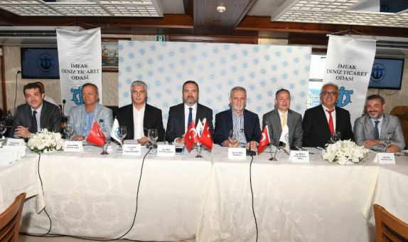 İMEAK DTO Ekonomi Gazetecileri ile Biraya Geldi