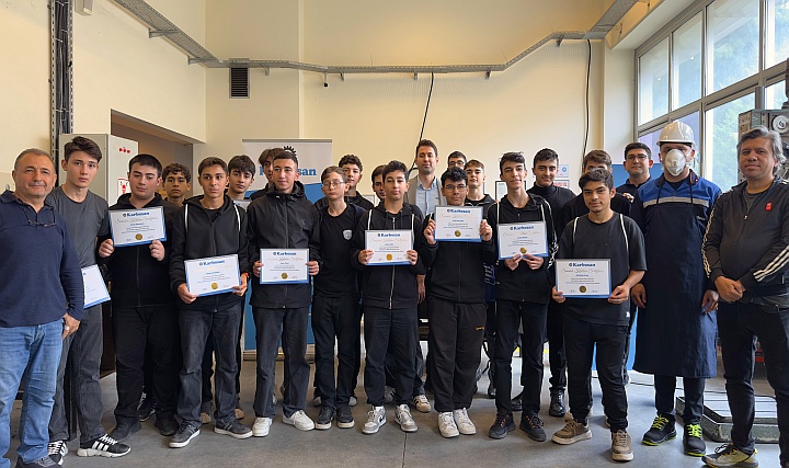 Karbosan Genç Ustalar İçin Güvenli Gelecek Atölyesini Hayata Geçirdi class=