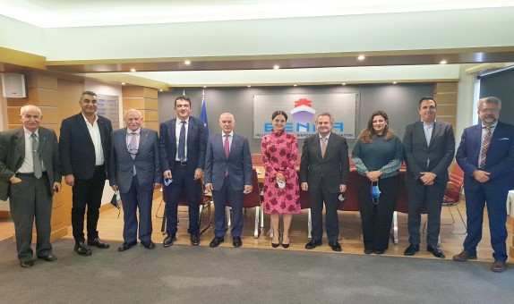KOSDER'den Yunan Koster Armatörleri Derneği'ne Ziyaret KOSDER'den Yunan Koster Armatörleri Derneği'ne Ziyaret