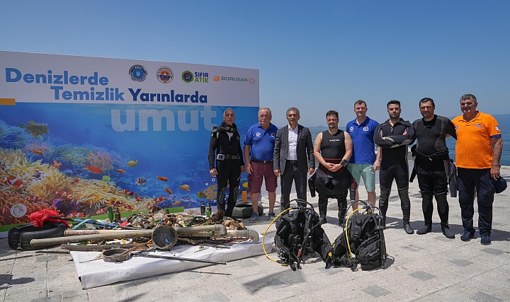 Sürdürülebilir Bir Gelecek:Borusan'dan Gemlik'te Deniz Dibi Temizliği Sürdürülebilir Bir Gelecek:Borusan'dan Gemlik'te Deniz Dibi Temizliği