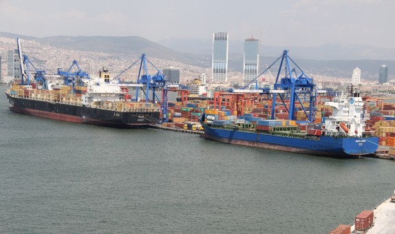 Türk Limanları Salgında da Çalışmaya Devam Etti Türk Limanları Salgında da Çalışmaya Devam Etti