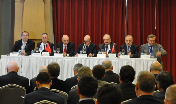 Türk Loydu Vakfı Yüksek Danışma Kurulu Toplandı Türk Loydu Vakfı Yüksek Danışma Kurulu Toplandı
