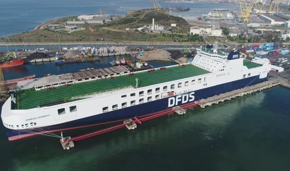 Mega Ro-Ro Gemisi Türk Bayrağı'yla Sefere Çıktı..