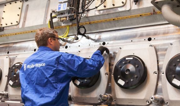 Rolls-Royce Denizcilik İş Kolunun Kongsberg'e Satışını Tamamladı