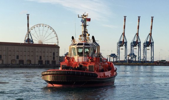 Sanmar DELICAY VI Römorkörünü Rimorchiatori Riuniti'ye Teslim Etti Sanmar DELICAY VI Römorkörünü Rimorchiatori Riuniti'ye Teslim Etti